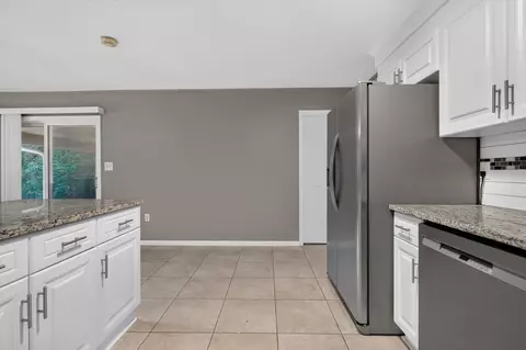 Kitchen - 30 Walnut Ave, Shalimar, FL 32579 photo 4 of 4