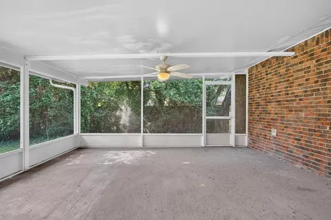 Exterior - 30 Walnut Ave, Shalimar, FL 32579 photo 8 of 17