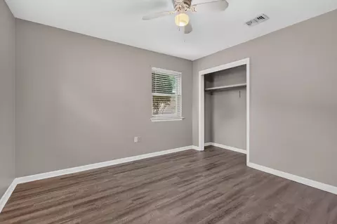 Bedroom - 30 Walnut Ave, Shalimar, FL 32579 photo 5 of 8