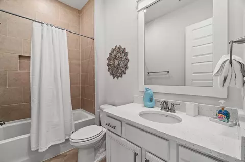Bath - 89 E Pine Lands Loop #C, Inlet Beach, FL 32461 photo 3 of 3