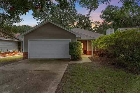 Exterior - 188 Wright Cir, Niceville, FL 32578 photo 13 of 13