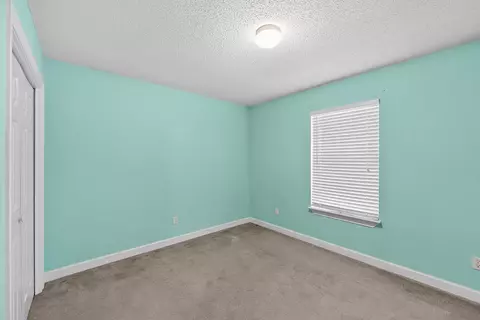Bedroom - 188 Wright Cir, Niceville, FL 32578 photo 11 of 15