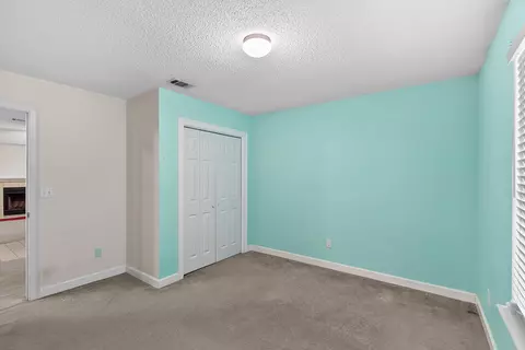 Bedroom - 188 Wright Cir, Niceville, FL 32578 photo 12 of 15