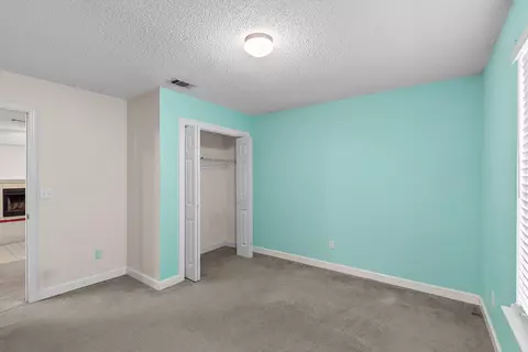 Bedroom - 188 Wright Cir, Niceville, FL 32578 photo 13 of 15