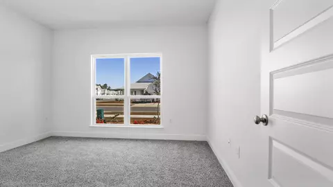 Bedroom - 174 Eagle Owl Dr, Freeport, FL 32439 photo 3 of 9