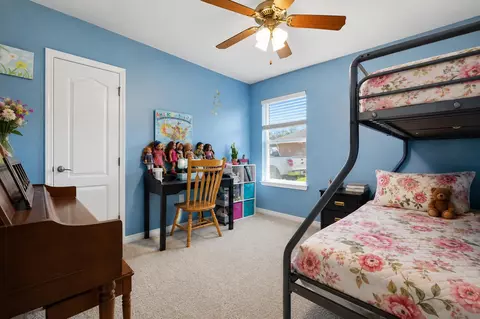 Bedroom - 5925 Wind Trace Rd, Crestview, FL 32536 photo 2 of 4