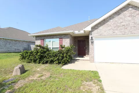 Exterior - 1110 Shoal River Dr, Crestview, FL 32539 photo 3 of 4