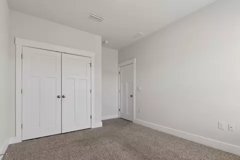 Bedroom - 1110 Shoal River Dr, Crestview, FL 32539 photo 10 of 11