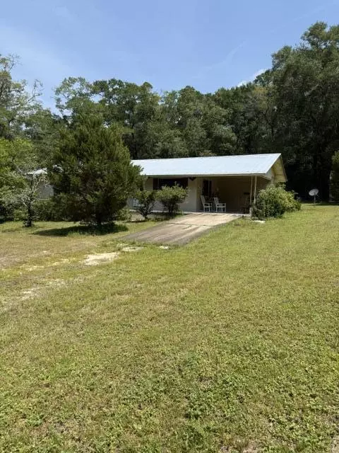 108 Neeley Ave, Defuniak Springs, FL 32435