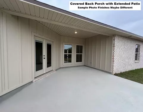 Exterior - 4640 Chanteuse Pkwy, Crestview, FL 32539 photo 3 of 4