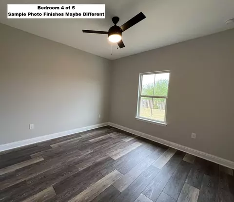 Bedroom - 4640 Chanteuse Pkwy, Crestview, FL 32539 photo 5 of 7