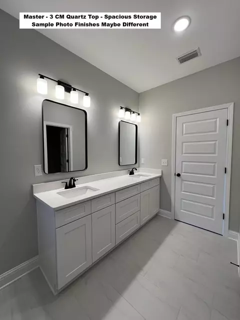 Bath - 4640 Chanteuse Pkwy, Crestview, FL 32539 photo 2 of 7