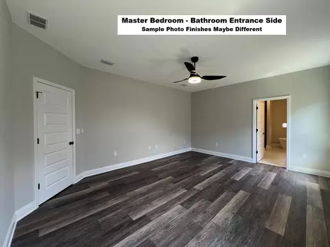 Bedroom - 4640 Chanteuse Pkwy, Crestview, FL 32539 photo 2 of 7