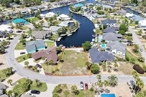 1420 Trout Dr, Panama City Beach, FL 32408