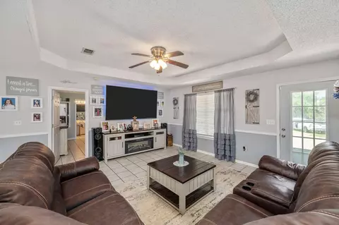 Living - 6139 Old Hickory Rd, Crestview, FL 32539 photo 1 of 1