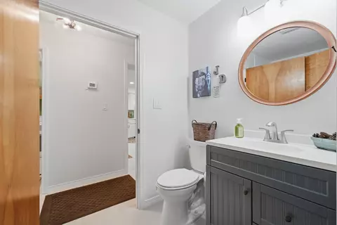 Bath - 5845 White Oak Dr, Crestview, FL 32539 photo 4 of 6