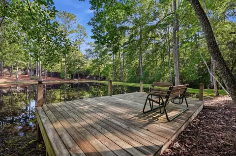 Exterior - 5845 White Oak Dr, Crestview, FL 32539 photo 2 of 7