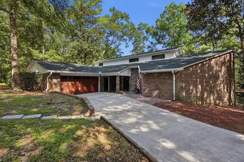 Exterior - 5845 White Oak Dr, Crestview, FL 32539 photo 1 of 7