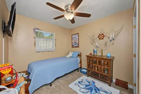 Bedroom - 5361 Opportunity Dr, Crestview, FL 32539 photo 1 of 2