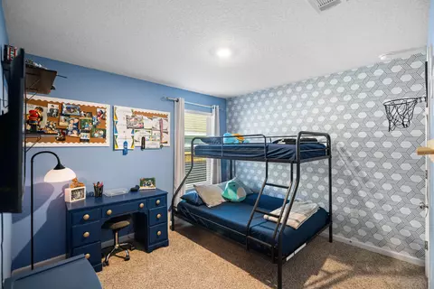 Bedroom - 211 Laurel Hill St, Crestview, FL 32539 photo 7 of 7