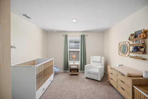 Bedroom - 211 Laurel Hill St, Crestview, FL 32539 photo 5 of 7