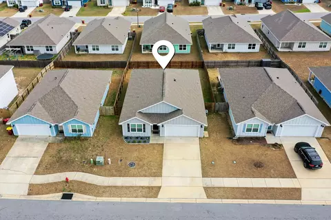 View/Area - 211 Laurel Hill St, Crestview, FL 32539 photo 4 of 7