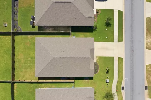 View/Area - 211 Laurel Hill St, Crestview, FL 32539 photo 6 of 6