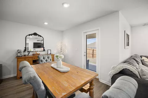 Dining - 211 Laurel Hill St, Crestview, FL 32539 photo 1 of 1