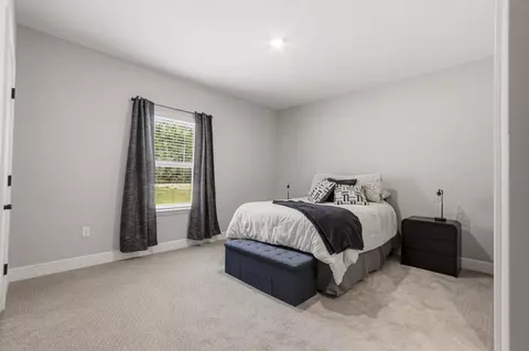 Bedroom - 94 S Bentgrass Rd, Freeport, FL 32439 photo 7 of 7