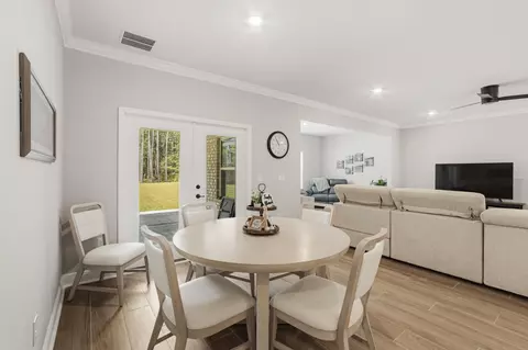 Dining - 94 S Bentgrass Rd, Freeport, FL 32439 photo 1 of 4