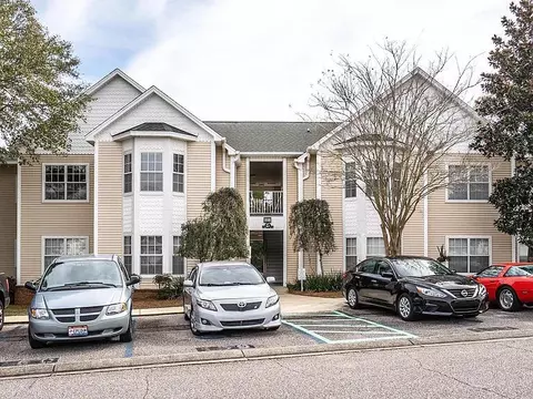 1501 N Partin Dr #260, Niceville, FL 32578