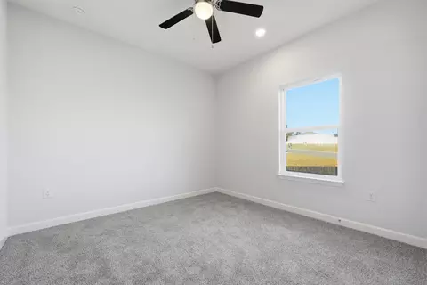 Bedroom - 851 E Williams St, Crestview, FL 32539 photo 3 of 4