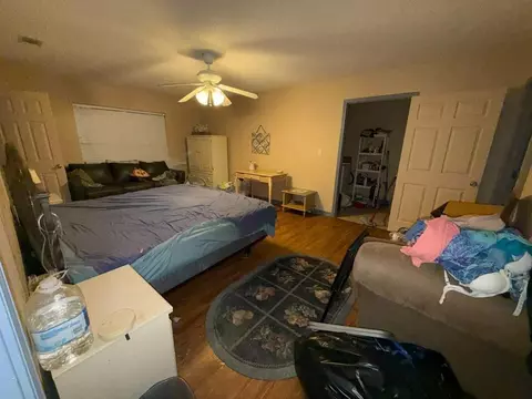 Bedroom - 6100 Barnes Rd, Crestview, FL 32536 photo 1 of 2