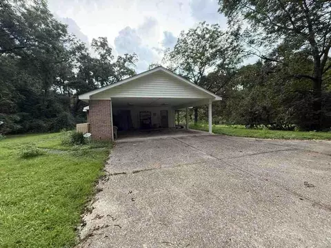 Exterior - 6100 Barnes Rd, Crestview, FL 32536 photo 3 of 4
