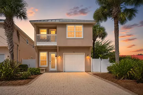7818 Thomas Dr, Panama City, FL 32408