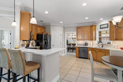 Kitchen - 239 Mango Ln, Freeport, FL 32439 photo 8 of 9