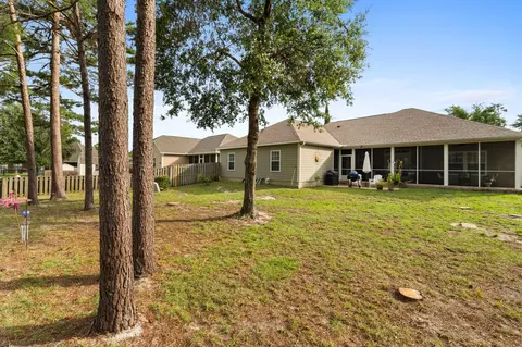 Exterior - 239 Mango Ln, Freeport, FL 32439 photo 13 of 16
