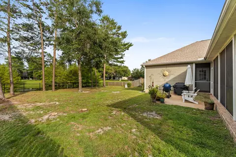Exterior - 239 Mango Ln, Freeport, FL 32439 photo 12 of 16