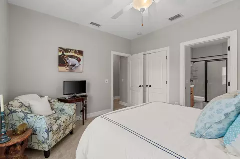 Bedroom - 239 Mango Ln, Freeport, FL 32439 photo 10 of 13
