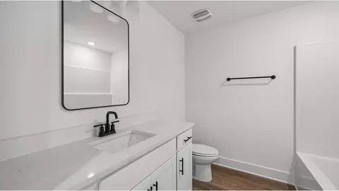 Bath - 136 Dylan Dr, Miramar Beach, FL 32550 photo 4 of 5