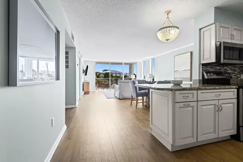 30 Moreno Point Rd #206B, Destin, FL 32541