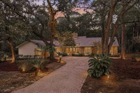 1307 Windward Cir, Niceville, FL 32578