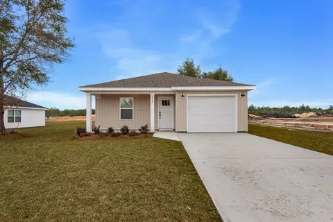 Exterior - 5432 Bayleaf Dr, Crestview, FL 32539 photo 2 of 6
