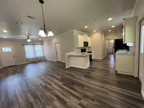 2619 Victoria Pl, Crestview, FL 32536 photo 2