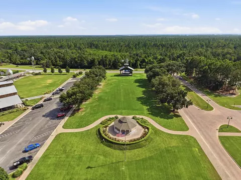 View/Area - 24 Brighton Cv, Freeport, FL 32439 photo 1 of 6