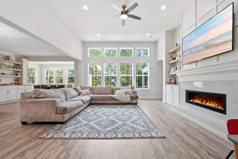 Living - 24 Brighton Cv, Freeport, FL 32439 photo 1 of 3