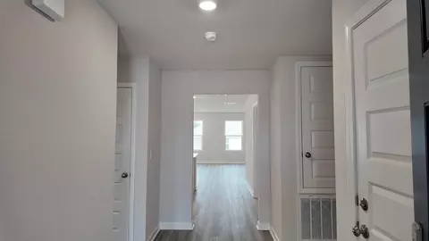 Entry Way - 4427 Marine Loop, Crestview, FL 32539 photo 2 of 4