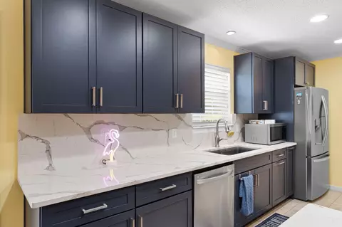 Kitchen - 310 Liriope Loop, Destin, FL 32541 photo 5 of 5
