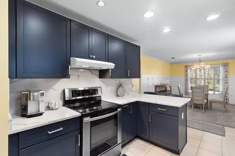 Kitchen - 310 Liriope Loop, Destin, FL 32541 photo 1 of 5