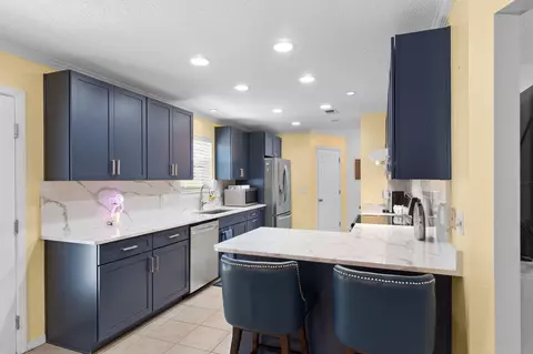 Kitchen - 310 Liriope Loop, Destin, FL 32541 photo 3 of 5